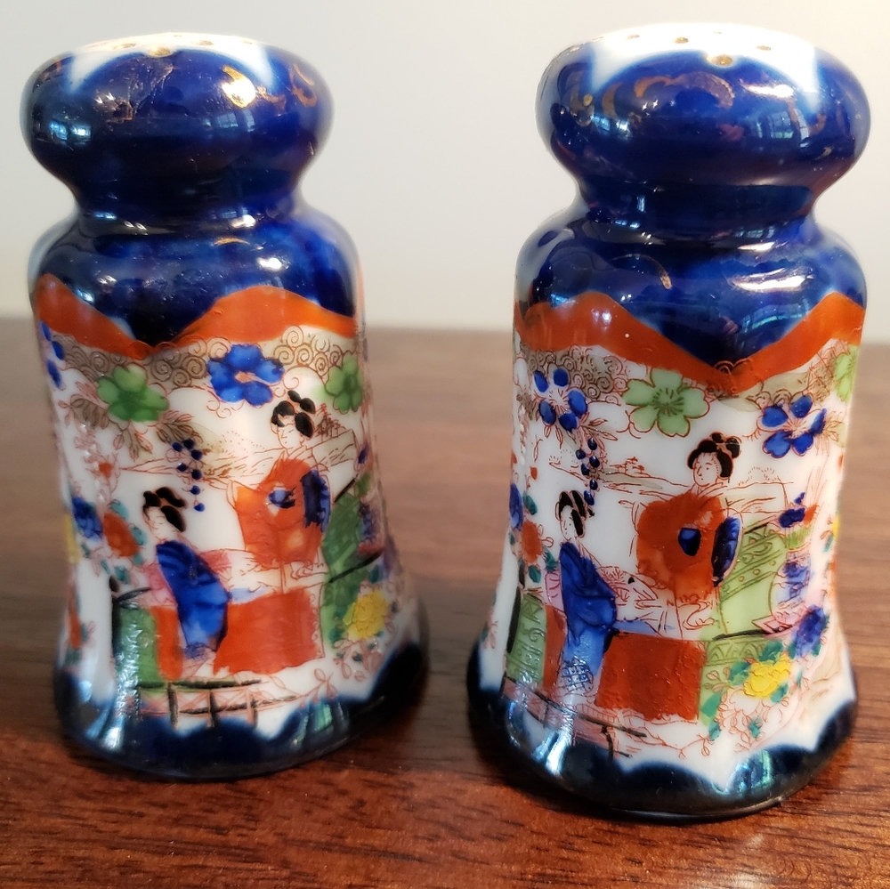 Vintage Handpainted Salt & Pepper Shaker Set